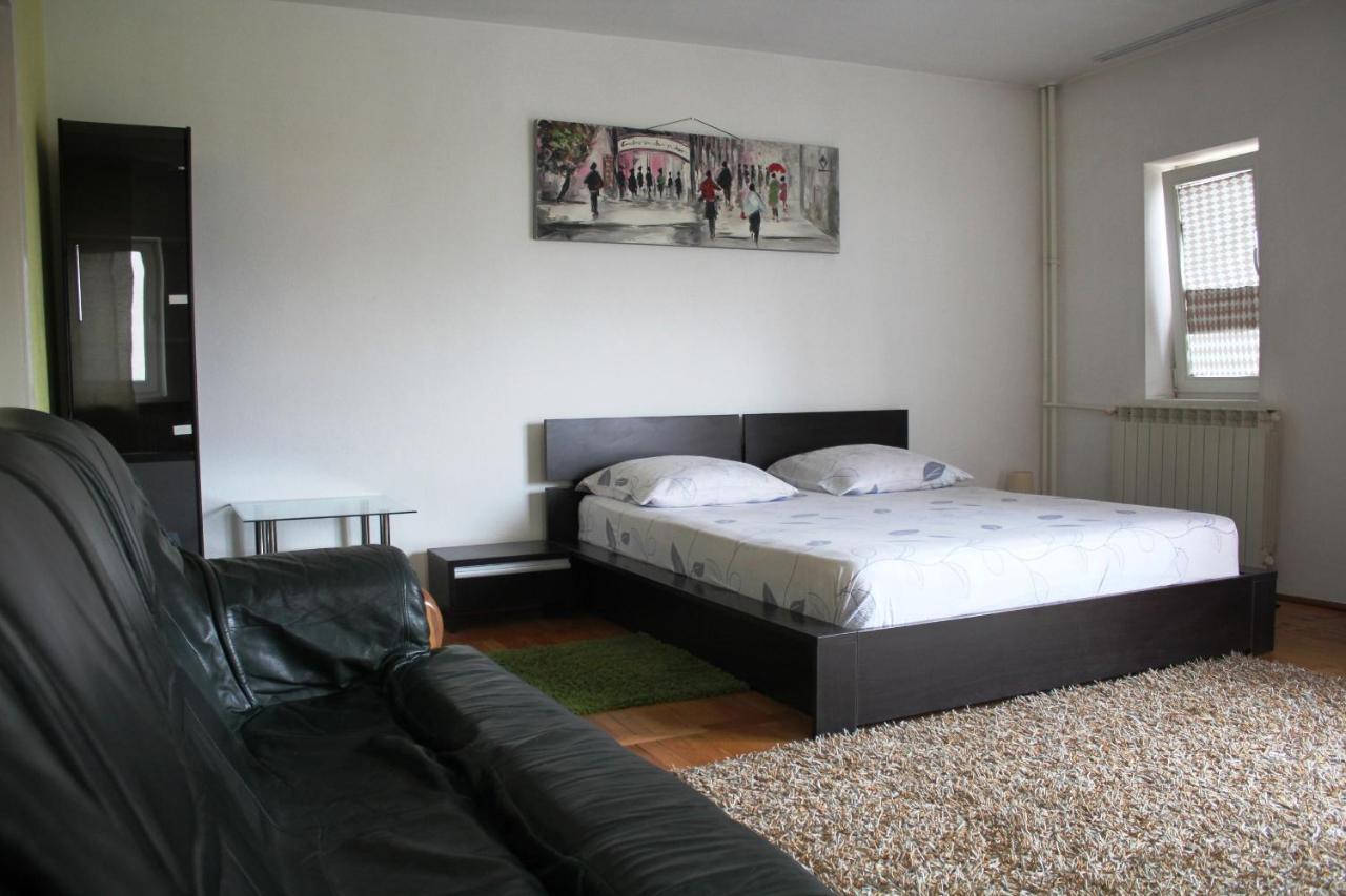 Decebal 1 Premium apartment Bukares Bagian luar foto
